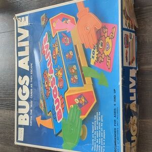 Vintage Sears Bugs Alive Board Game